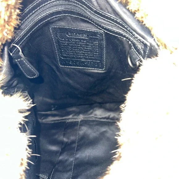 Coach Vintage Black Quilted Fur Trimmed Shoulder Bag Hobo Purse - Picture 14 of 16